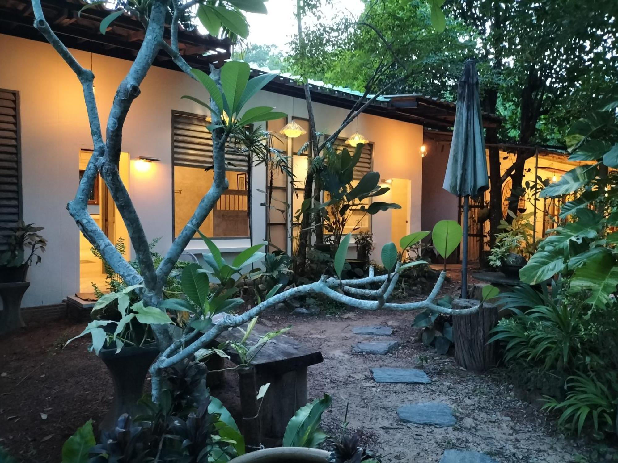 Baan Hotelier Resort Трат Экстерьер фото